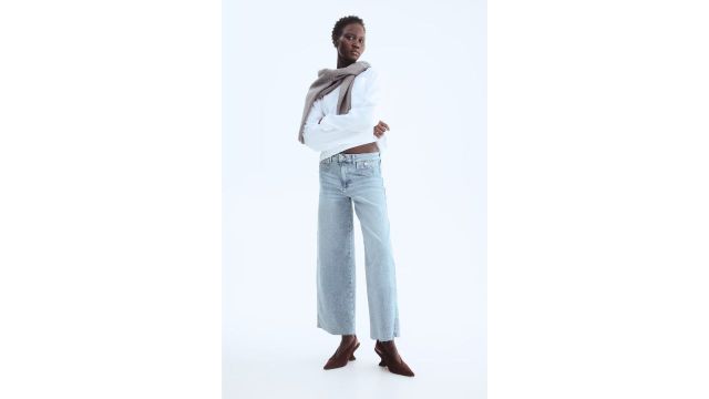Wide High Waist Ankle Jeans