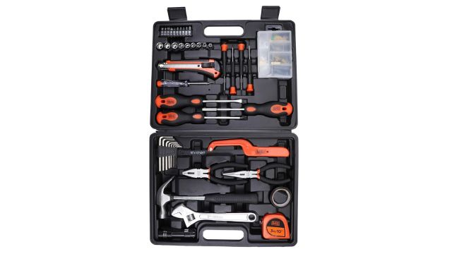 BLACK+DECKER BMT126C Hand Tool Kit