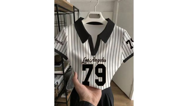 Minimalist Elegant Vertical Stripes Baseball Style Lapel T-Shirt Top