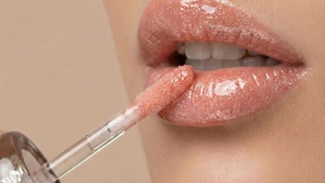 Best Glass Lip Glosses on TIRA to check out