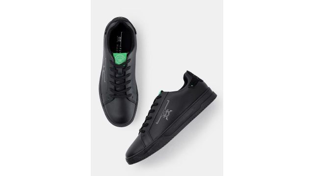 Men Kyree Solid Sneakers