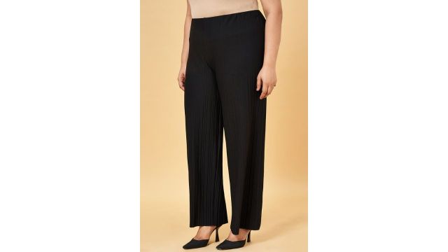 Black Solid Ankle Length Casual Women Flared Trousers