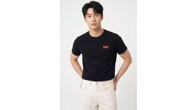 Men Essential Logo Embroidery Tee