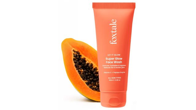 Foxtale Super Glow Face Wash