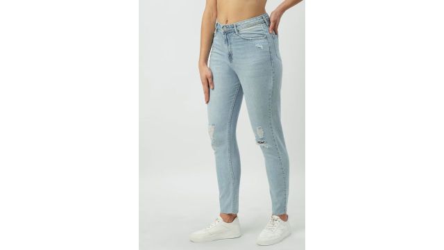 Light Blue Solid Ankle Length Casual Women Straight Fit Jeans