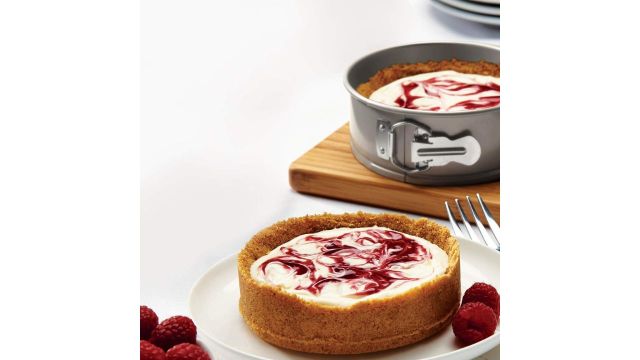 Meyer Bakemaster Springform Cake Tin