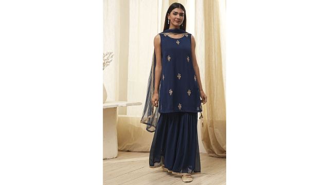 Navy Embroidered Casual Sleeveless Round Neck Women Relaxed Fit Kurta Sets