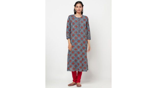 Women Navy Blue & Maroon Pure Cotton Ajrakh Print Kurta