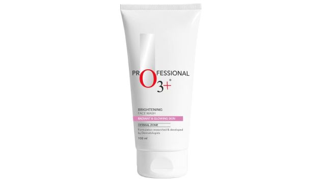 O3+ Brightening Face Wash With Cucumber & Aloe Vera