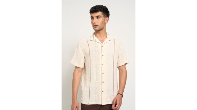 Off White Textured Men Relaxed Fit Casual Shirt