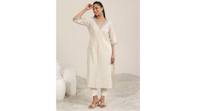 Woven Design V-Neck Pure Cotton Straight Kurta