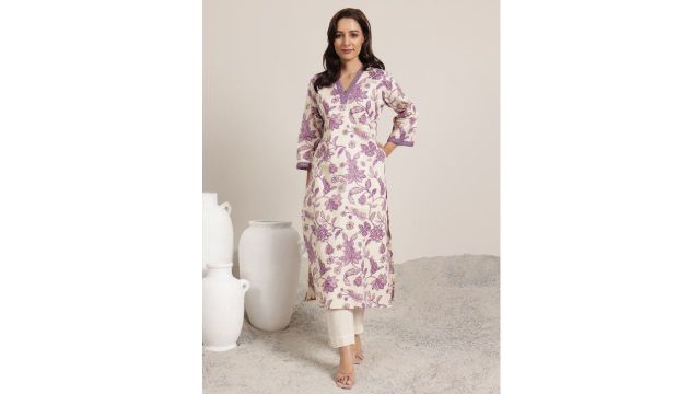 Women Floral Printed Sequins Straight Kurta