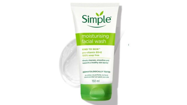 Simple Kind To Skin Moisturising Facial Wash
