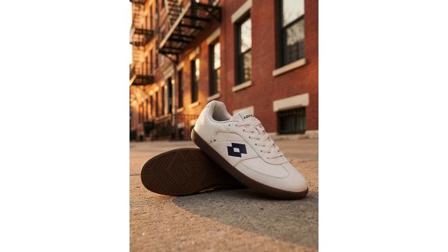 Women Mavin Court White Sneakers
