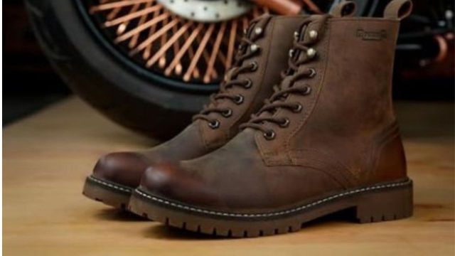 Best Motorcycle Riding Boots to consider
