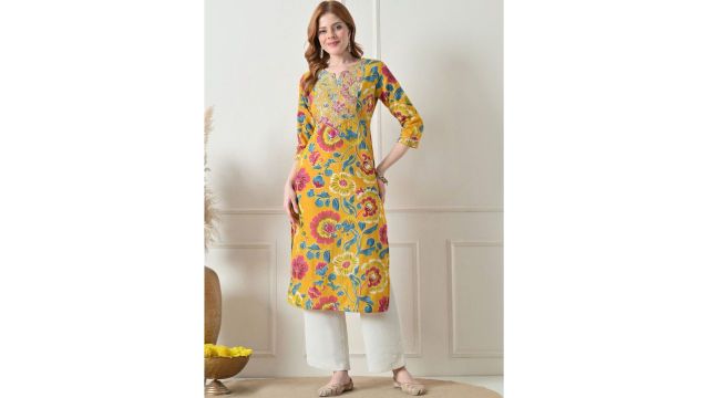 Deepyog Apparel Women Floral Printed Thread Work Floral Kurta