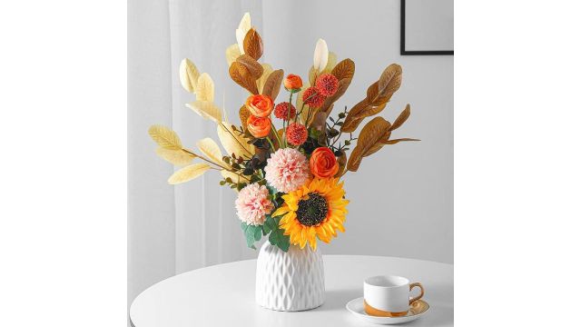 FURN ASPIRE Ceramic Vase with Artificial Flowers