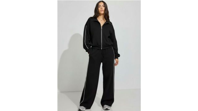 Glitchez Women Relaxed Fit Track Pants