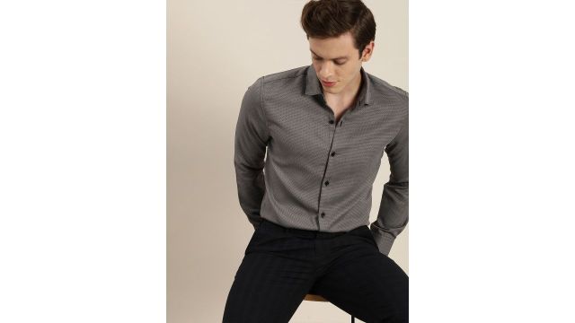 Invictus Men Easy Care Grey & Black Self Design Formal Shirt
