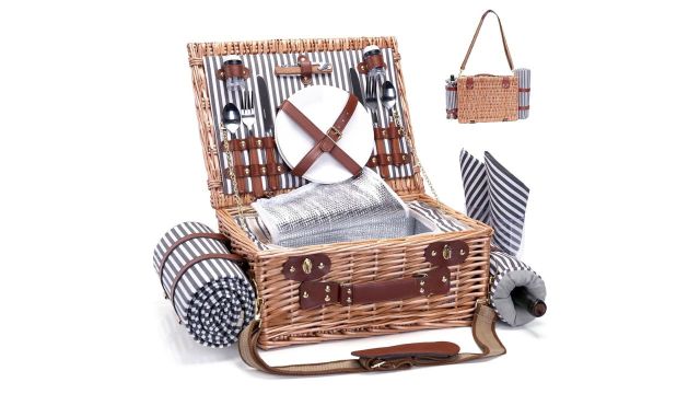 Picnic Basket with Blanket and Wine Pouch for 2
