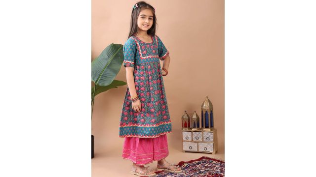 Sangria Girls Green Floral Printed Gotta Patti Pure Cotton Anarkali Kurta With Sharara