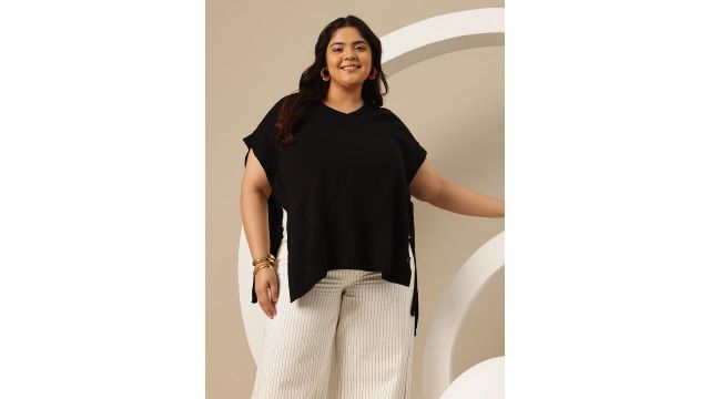 Sztori Plus Size Side-Tie Acrylic Poncho