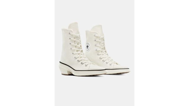 Converse Women Chuck 70 De Luxe Pointed Extra High Top Sneakers