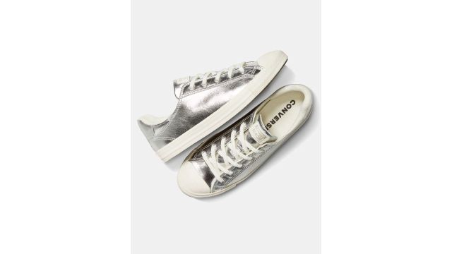 Converse Women Chuck Taylor All Star Dainty Lucky Metallic Low Top Sneakers