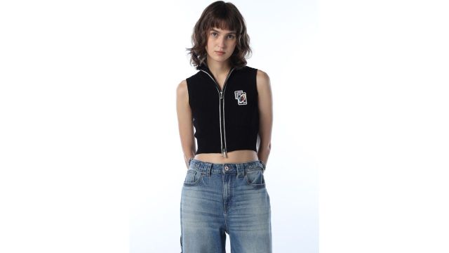 only Applique Crop Top