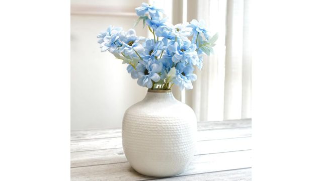 BEHOMA White Hammered Bud Shape Vase