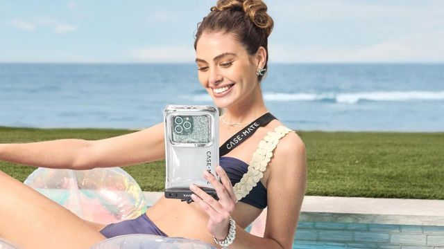 Best Waterproof Mobile Pouches to consider