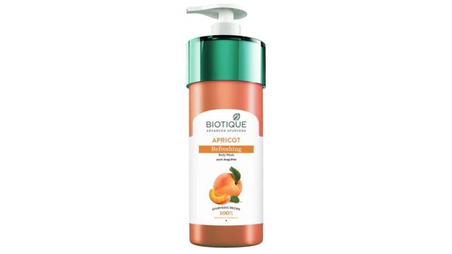 Biotique Bio Apricot Refreshing Body Wash
