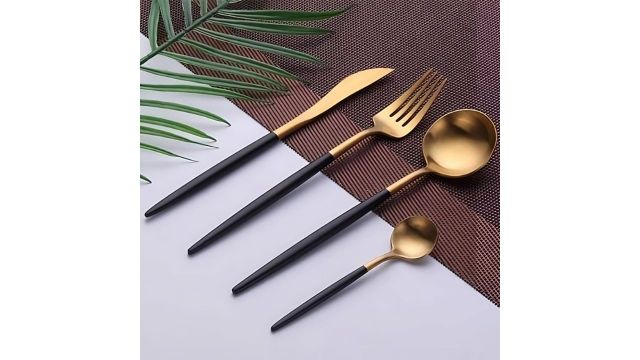 BonZeaL 24 Pieces Black Gold Cutlery Set