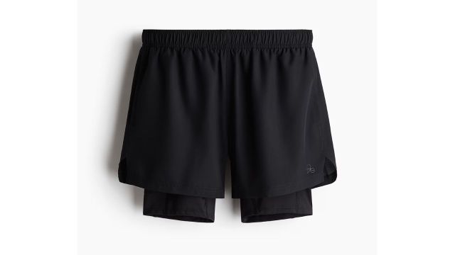 Double-layered Sports Shorts with DryMove™