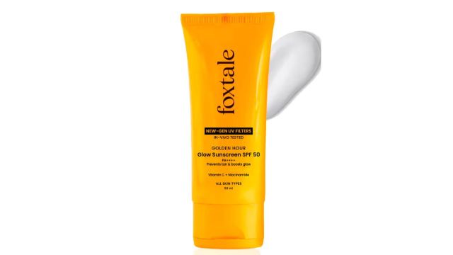 Foxtale Glow Sunscreen SPF 50 PA++++ with Vitamin C & Niacinamide for a Dewy Glow