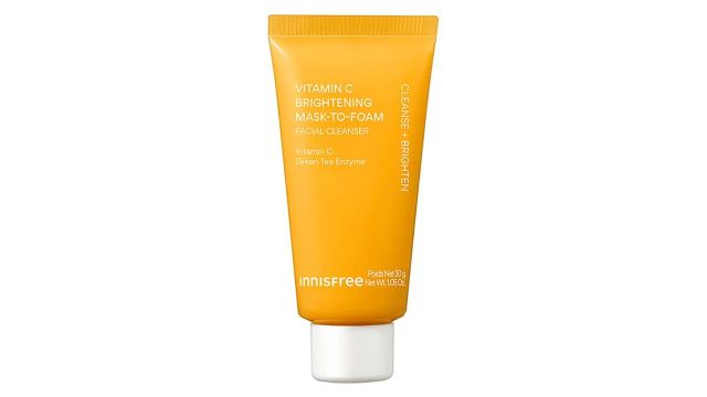 Innisfree Vitamin C Mask-To-Foam Brightening & Deep Cleansing Cleanser
