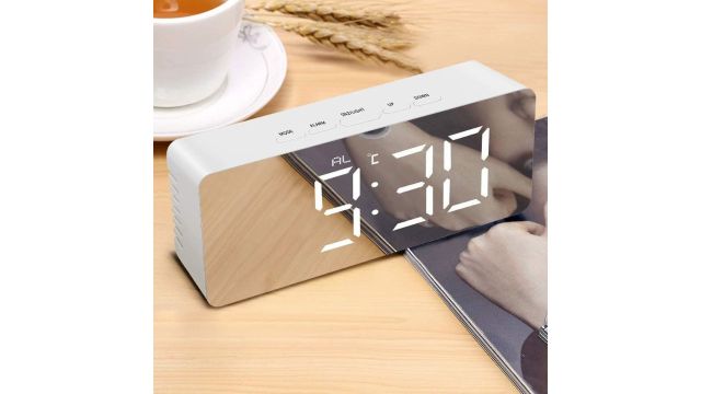 Lamisola Digital Alarm Clock for Heavy Sleepers