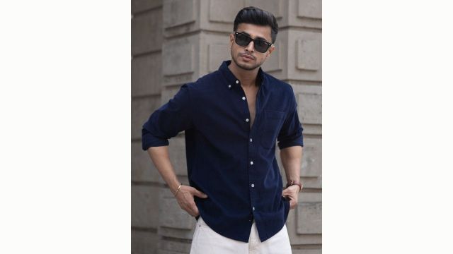 Powerlook Men Button-Down Collar Solid Cotton Casual Shirt