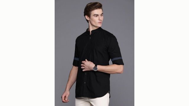 Raymond Solid Mandarin-Collar Slim Fit Pure Cotton Casual Shirt