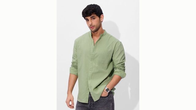 The Souled Store Men Regular Fit Solid Green Cotton Linen Shirts