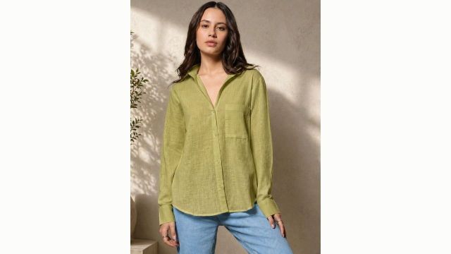 Zyla Women Solid Oversized Shirt