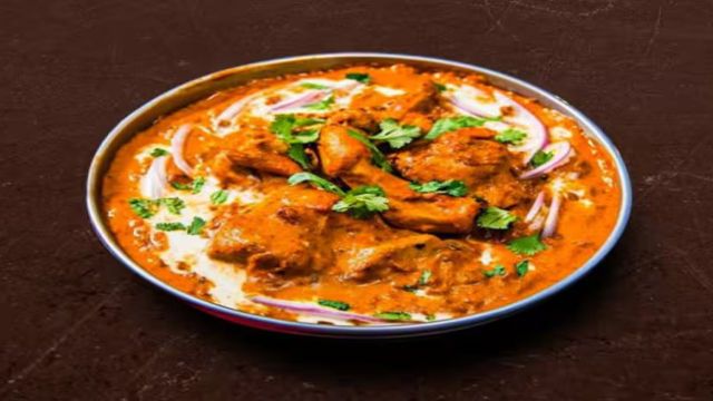 Nobody Actually Agrees on What "Chicken Curry" Means, and That's the Whole Point