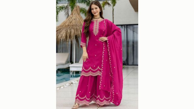 SKYLEE Women Ethnic Motifs Embroidered Regular Thread Work Kurta with Sharara & With Dupatta