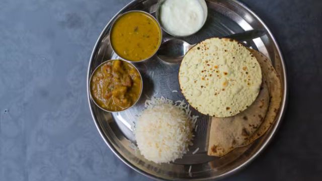 Ganesh Chaturthi Thalis You Can Order for Lunch or Dinner