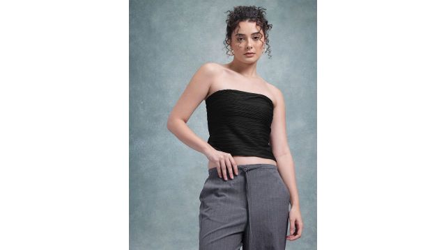 Roadster The Life Co. Off-Shoulder Self Striped Tube Crop Top