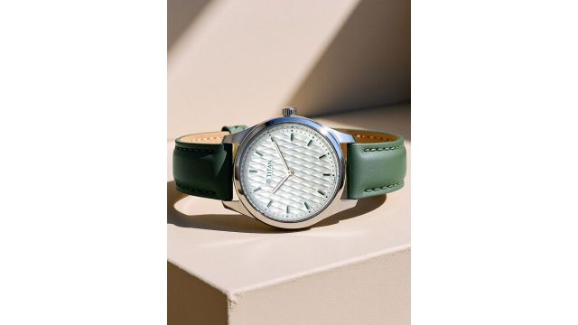 Workwear Quartz Analog With White Dial Watch For Women
