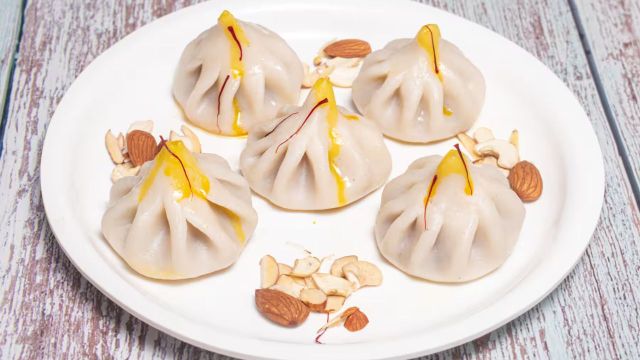 Ganesh Chaturthi Modak Guide: Types, Ingredients and Prices