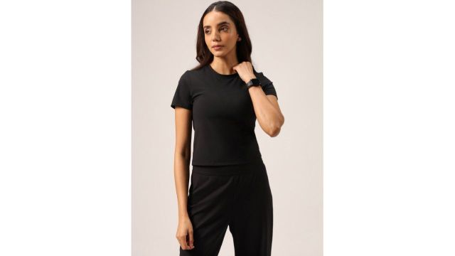 Blissclub Women Solid Ultimate Half Sleeves Top