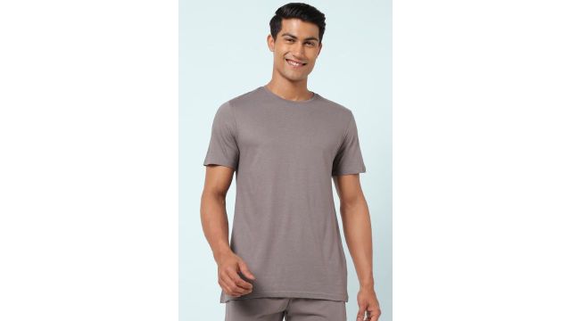 Medium Grey Solid Casual Half Sleeves Round Neck Men Slim Fit T-Shirts