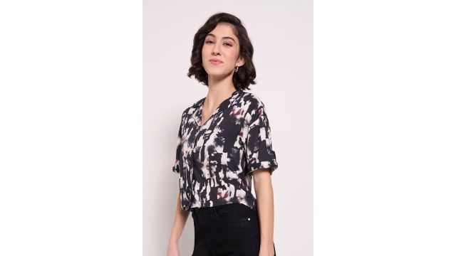 Off White Printed All - Over Casual Half Sleeves Shirt Collar Women Boxy Shirt